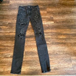 Black stacked slim men’s jeans 29x32. American eagle. Lots of life left in them.